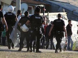 Erzurum'da aşiret kavgası 100 kişi birbirine girdi