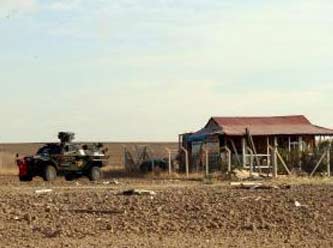 Ankara'da iki canlı bomba terörist kendini patlattı