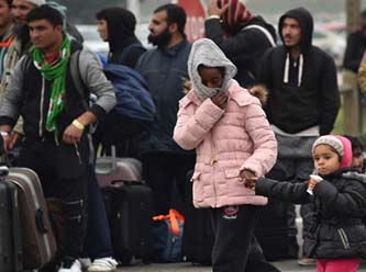 Fransa Calais mülteci Kampını kapattı