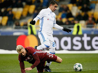 Beşiktaş'ı Kiev'de hakem yaktı!