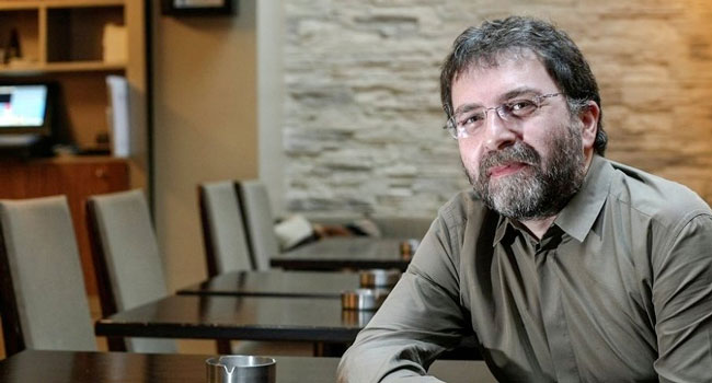 Veyis Ateş ile Mehmet Akif tartışmasına Ahmet Hakan da böyle katıldı!