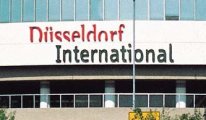 Almanya'ya giden 14 Türk havalimanında neden tutuluyor?
