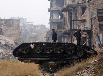 Suriye'de öldürülen insan sayısı yarım milyonu buldu