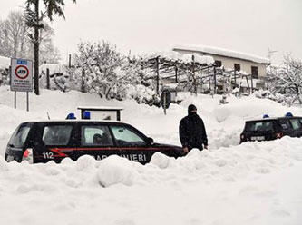İtalya'da çığ felaketi... Onlarca ölü var...