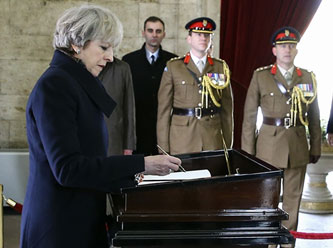 İngiltere Başbakanı Theresa May: İngiltere teröre teslim olmayacak