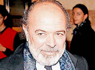 Ünlü tiyatrocu hayatını kaybetti