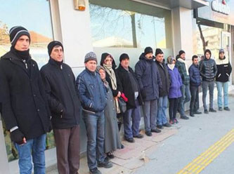 4 gündür banka önündeler... 5 gün daha bekleyecekler...