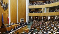 Avusturya'dan çifte vatandaşlığın istismarını önlemek için yeni paket