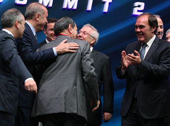 Demirören'in 'kürsü eveti'nin sırrı ortaya çıktı