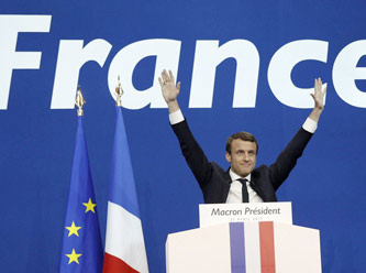 Fransa'da Macron ilk sınavı