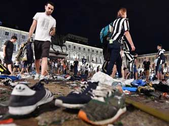 Torino'da 'bomba paniği': 1500 yaralı