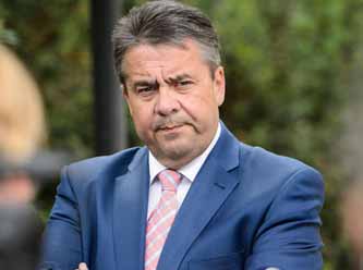 'Erdoğan nedeniyle eşim tehdit edildi'