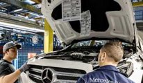 Egzoz skandalı Mercedes'e sıçradı... Yüz binlerce araç geri çağrılıyor