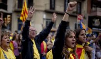 Madrid Hükümeti Katalan hükümetini görevden aldı