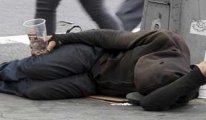 Frankfurt'ta sokakta yatan evsizlere ceza kesilecek