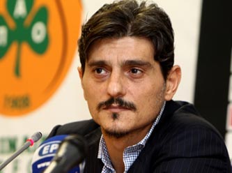 Panathinaikos'un küfürbaz başkanına disiplin yolu