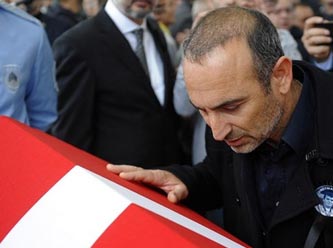 Süleymanoğlu'nun cenazesine gelen Yunan halterciye şok