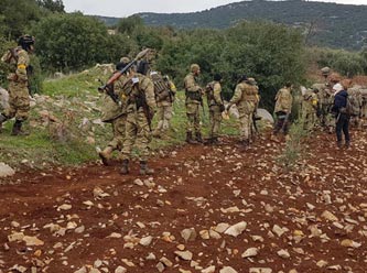 Türkiye'nin desteklediği ÖSO güneyden sürülüyor...