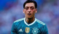 Mesut Özil'in menajerinden dikkat çeken açıklama