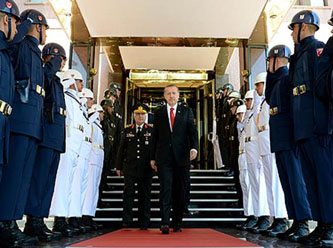 İlginç bir iddia! Türkiye'yi Erdoğan yönetmiyor