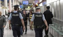 Alman istihbaratı: 2200 kişi potansiyel terörist olarak izleniyor