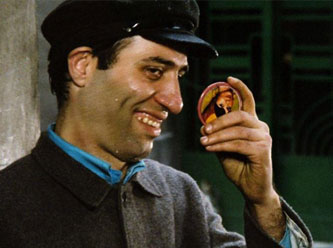 Sunal ailesine babalarının filmlerinden telif verilmeyecek