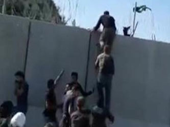 Milyonlarca lira harcanan duvar işe yaramadı