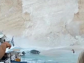 Yunanistan'ın ünlü adasında panik anları