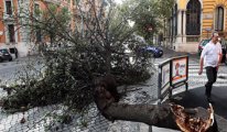 Balkanlar'da güçlü fırtına: En az 5 kişi öldü