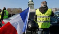 Fransa'da çalışanlardan hükümete dev protesto
