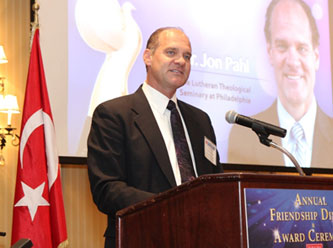 ''Korucuk köyünden bir kişi çıkıyor ve bütün dünyayı etkiliyor''