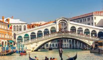 Venedik'te günübirlik turistlerden giriş ücreti alınacak
