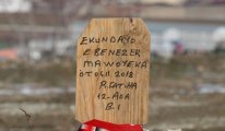 Hristiyan futbolcunun mezarına 'Ruhuna Fatiha' yazılı tahta dikmişler: 'İstemeden yapmışlardır'