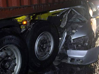 Konya'da feci kaza: Aynı aileden dört kişi hayatını kaybetti