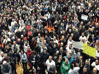 AKP'nin 'sokak' endişesi seçim vaadini iptal ettirdi