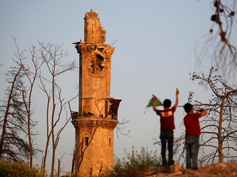 Yüzlerce Suriyeli göçmen ülkeden ayrıldı