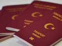 Türkiye'den yeni pasaport çıkarmak Almanya'daki konsolosluktan almaktan çok pahalı