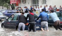 Ankara'da sel: 3 kişi öldü