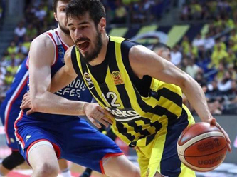 Fenerbahçe Beko, Anadolu Efes karşısında seriyi eşitledi