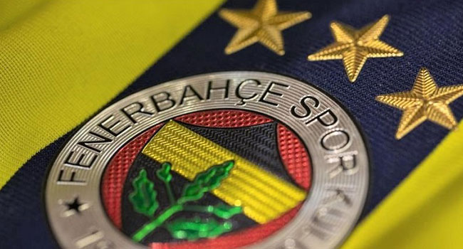 Fenerbahçe 10 eksiğe rağmen şampiyonluk umudunu koruyor