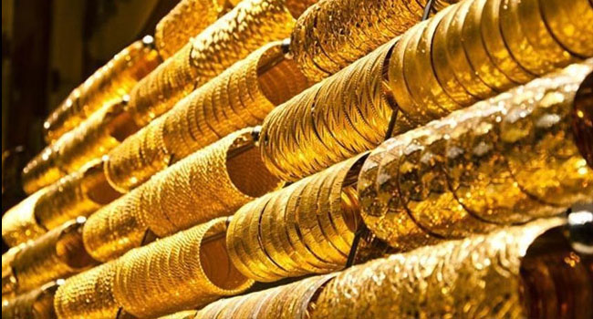 WSJ: Türkiye'de altına ve çelik kasalara hücum var