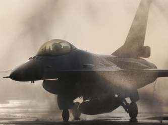 Yunanistan'dan yeni savaş uçaklarıyla gövde gösterisi