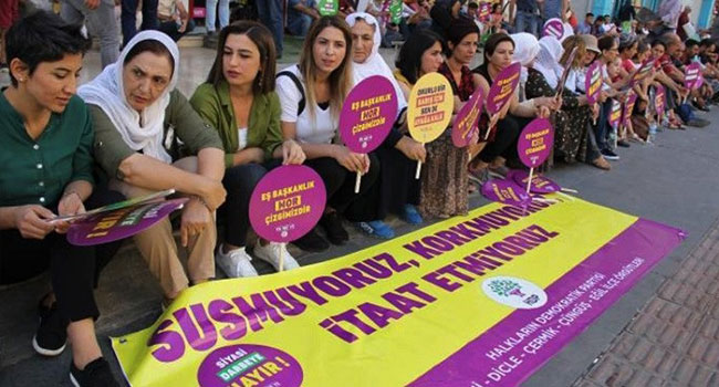 AKP belediyelere yönelik yeni kayyım modeline geçiyor