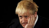 İngiltere Başbakanı Johnson, protestolar nedeniyle kürsüye çıkmadı