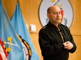 ABD'li amiralden Trump'a eleştri