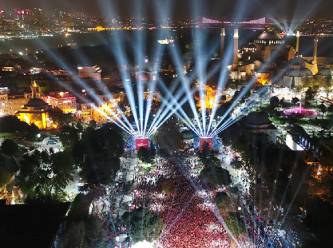 Sultanahmet Meydanı'nda 29 Ekim kutlaması