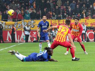 Fenerbahçe liderlik fırsatını değerlendiremedi