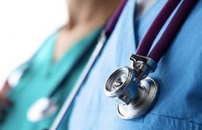 Polis bile bulamıyor: Sağlık Bakanlığı ASM doktorlarına hasta aramasını şart koştu!