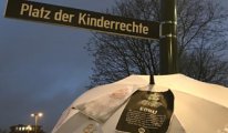 Hamburg'ta bir meydana 'Çocuk Hakları'  ismi verildi