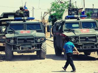 Rusya Suriye'deki mühimmatını çekiyor